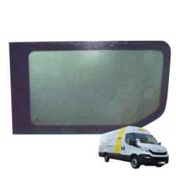SZYBA BOCZNA IVECO DAILY 2014-