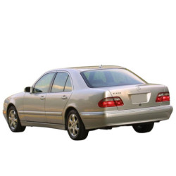 SZYBA TYLNA MERCEDES E CLASS W210 SAL 1995-