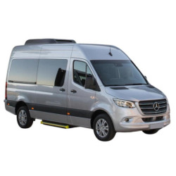 SZYBA CZOŁOWA MERCEDES SPRINTER 2018-  - nr części: 910 670 38 00,9106703800,910 670 07 00